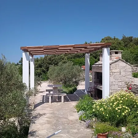 Zule Casa de Férias Zrnovo