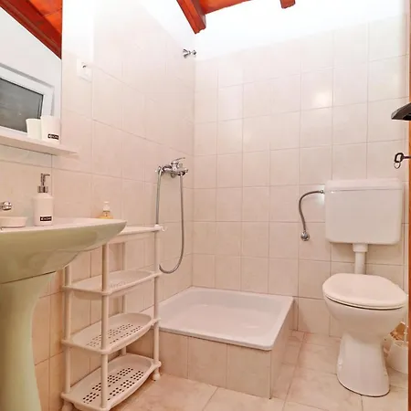 בית נופש Zule Zrnovo